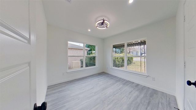 7724 Longfield Drive, White Settlement, TX 76108