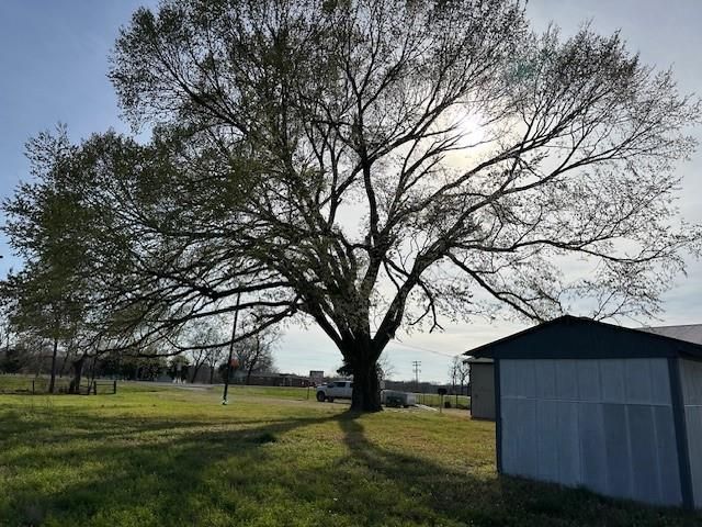 18943 State Highway 7, Centerville, TX 75833