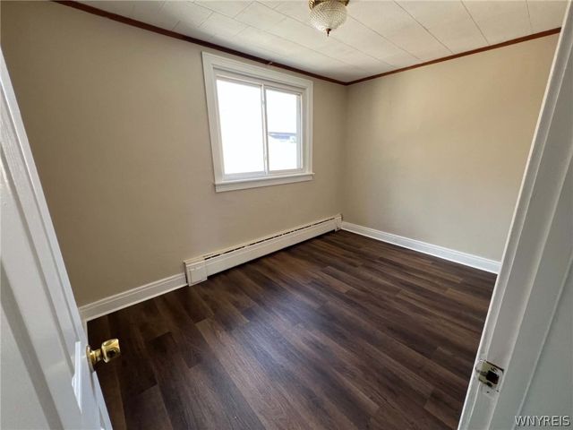 98 Freund Street Upper, Buffalo, NY 14215