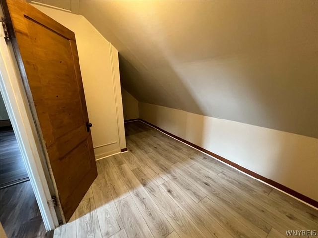 98 Freund Street Upper, Buffalo, NY 14215