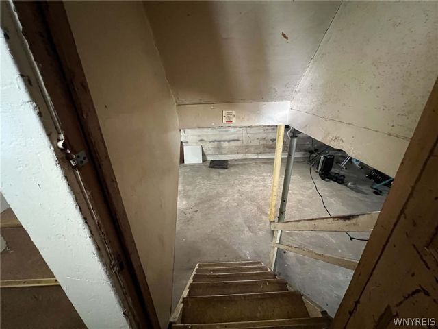 98 Freund Street Upper, Buffalo, NY 14215