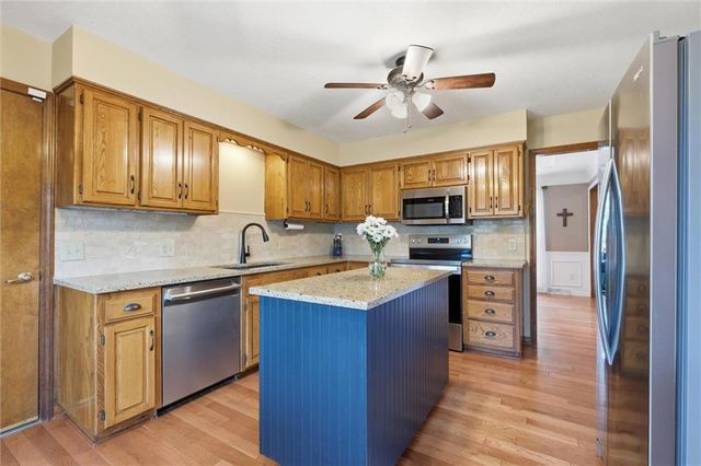 1100 Wellington Way, Liberty, MO 64068