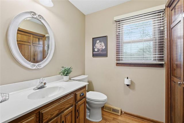 1100 Wellington Way, Liberty, MO 64068