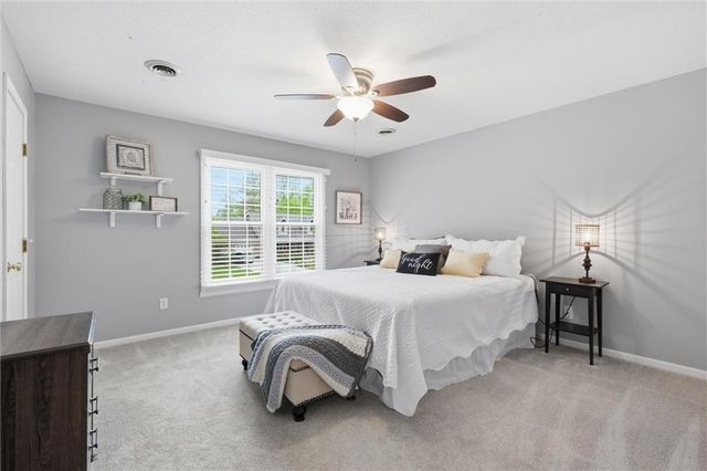 1100 Wellington Way, Liberty, MO 64068