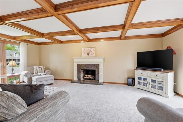 1100 Wellington Way, Liberty, MO 64068