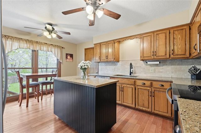 1100 Wellington Way, Liberty, MO 64068