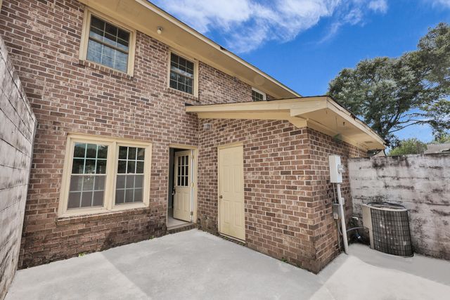 50 Held Circle 50c, Charleston, SC 29412