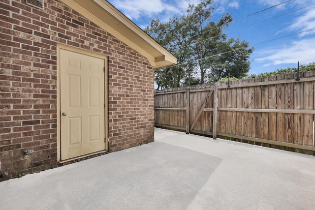 50 Held Circle 50c, Charleston, SC 29412