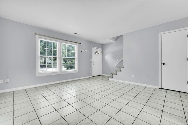 50 Held Circle 50c, Charleston, SC 29412