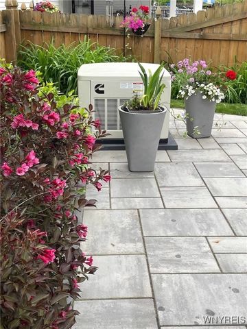 15 Culpepper Road, Amherst, NY 14221