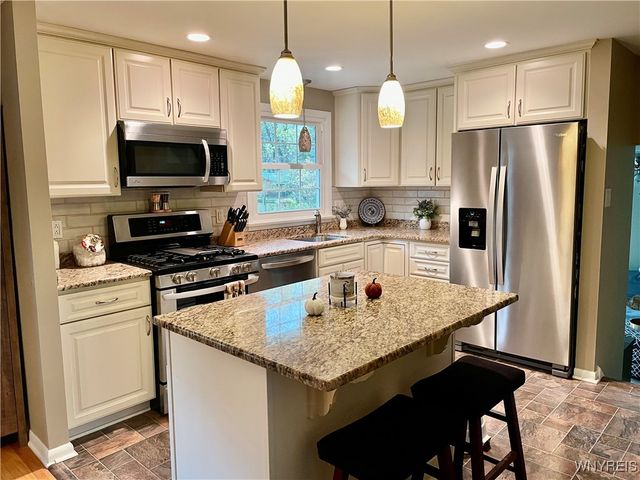 15 Culpepper Road, Amherst, NY 14221