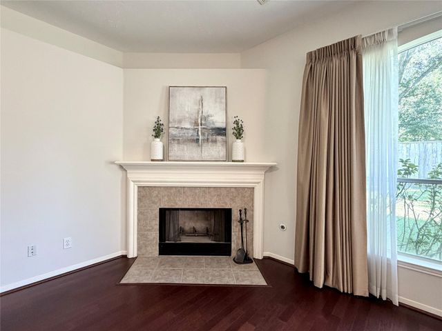 10707 Overton Circle, Houston, TX 77065
