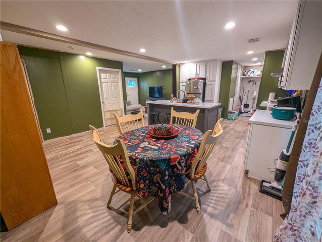 231 TROPIC AVENUE, Satsuma, FL 32189