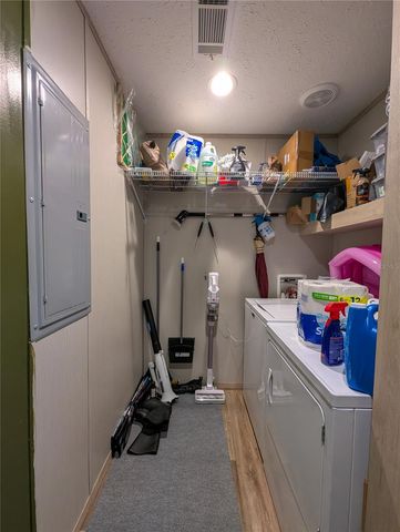 231 TROPIC AVENUE, Satsuma, FL 32189