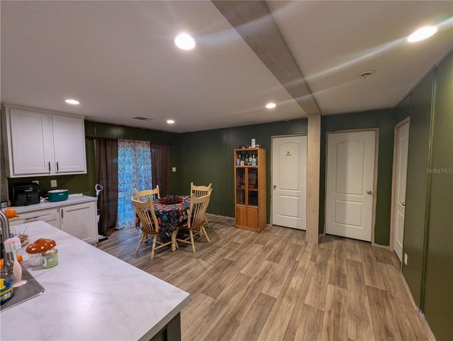 231 TROPIC AVENUE, Satsuma, FL 32189