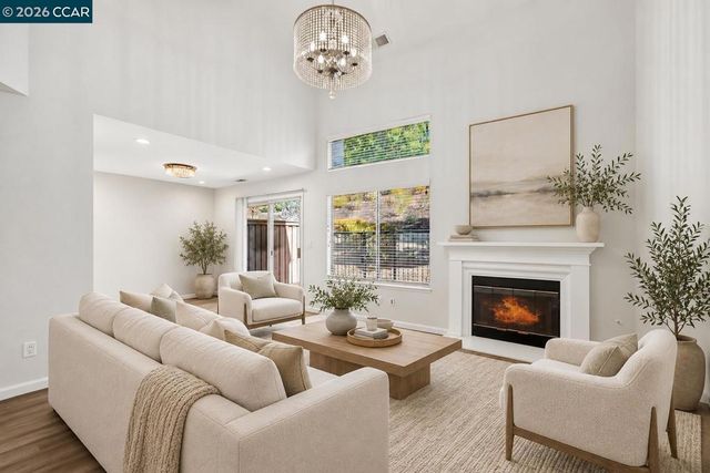 242 Portola Dr, Danville, CA 94506