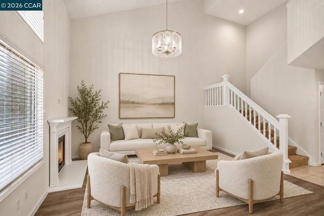242 Portola Dr, Danville, CA 94506