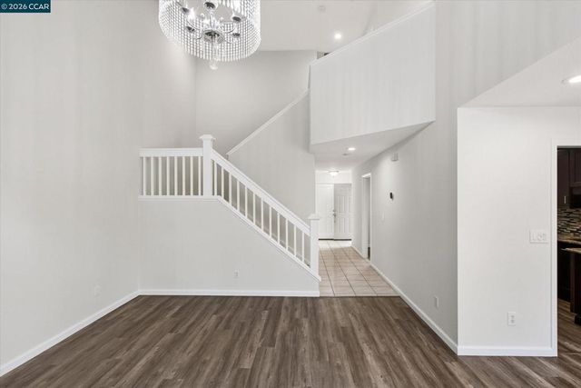 242 Portola Dr, Danville, CA 94506