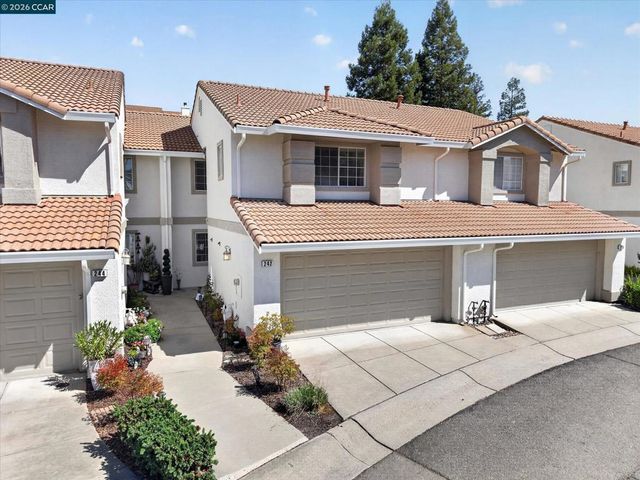 242 Portola Dr, Danville, CA 94506