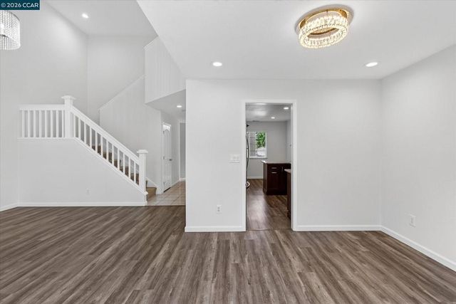 242 Portola Dr, Danville, CA 94506