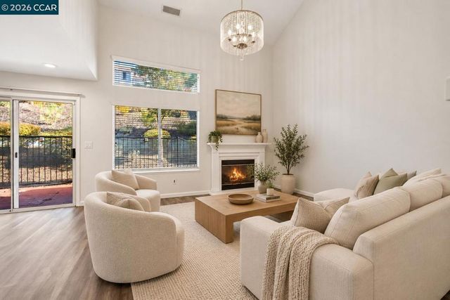 242 Portola Dr, Danville, CA 94506