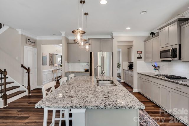 2009 Burton Point Court, Waxhaw, NC 28173