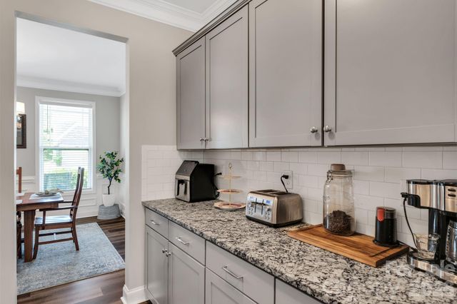 2009 Burton Point Court, Waxhaw, NC 28173