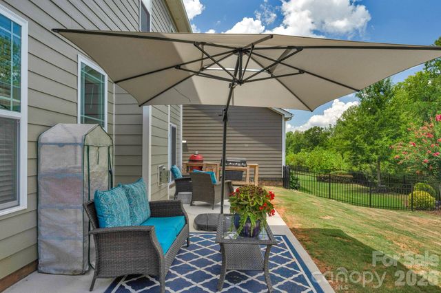 2009 Burton Point Court, Waxhaw, NC 28173