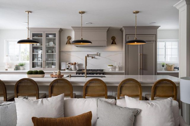 4828 N Newhall STREET, Whitefish Bay, WI 53217