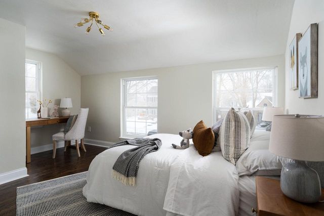 4828 N Newhall STREET, Whitefish Bay, WI 53217