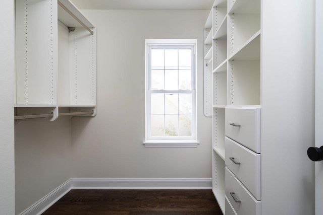 4828 N Newhall STREET, Whitefish Bay, WI 53217