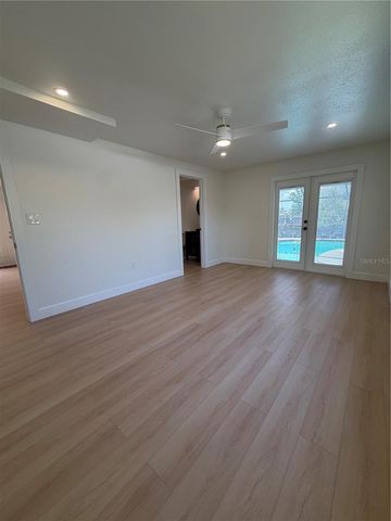 4649 18TH AVENUE N, St Petersburg, FL 33713