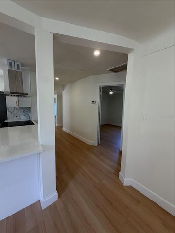 4649 18TH AVENUE N, St Petersburg, FL 33713