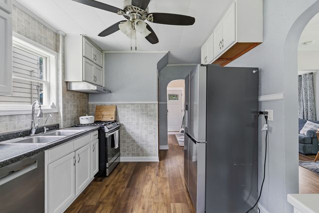 1720 28th Avenue, Moline, IL 61265