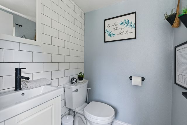 1720 28th Avenue, Moline, IL 61265