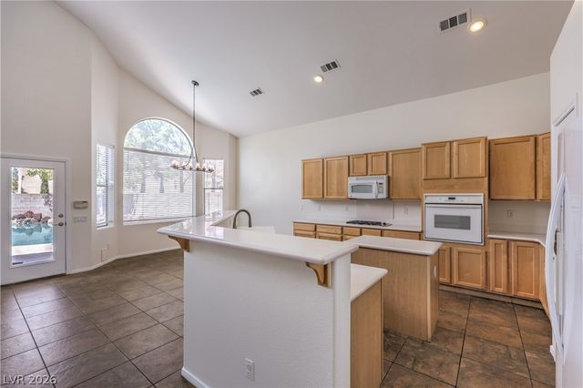 10008 Dusty Winds Avenue, Las Vegas, NV 89117
