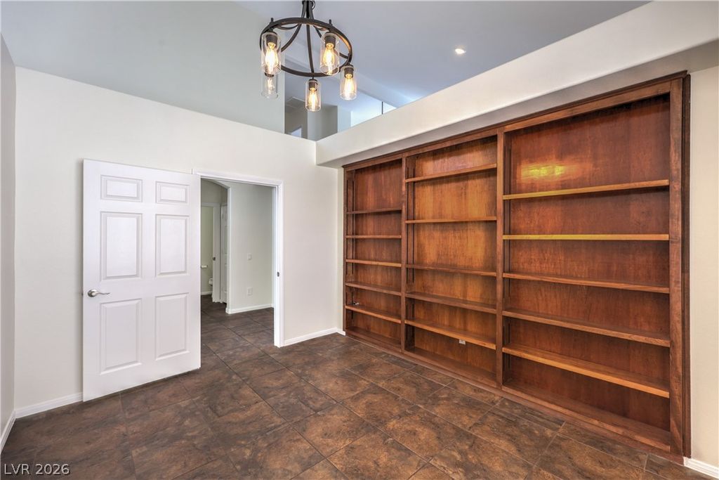 Image 26 of property listing at 10008 Dusty Winds Avenue, Las Vegas, NV 89117