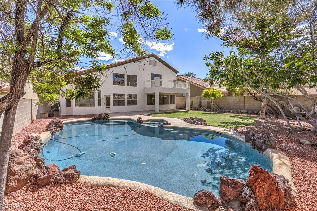 Image 63 of property listing at 10008 Dusty Winds Avenue, Las Vegas, NV 89117