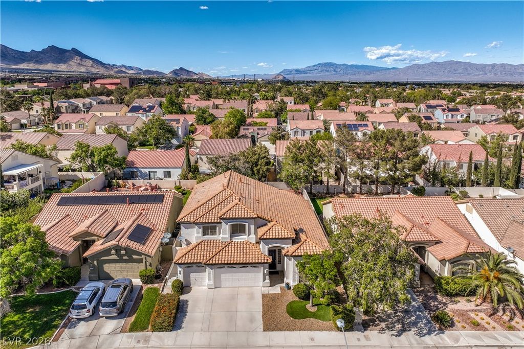 Image 67 of property listing at 10008 Dusty Winds Avenue, Las Vegas, NV 89117