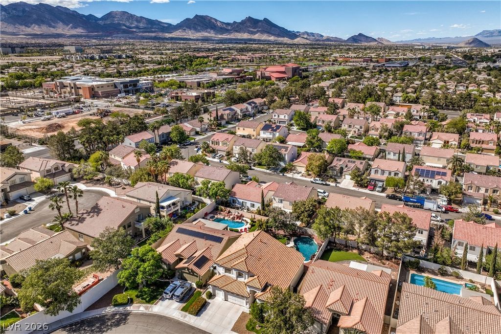 Image 68 of property listing at 10008 Dusty Winds Avenue, Las Vegas, NV 89117