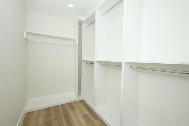 341 HAMMOND STREET, New Smyrna Beach, FL 32168