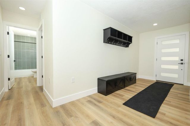 341 HAMMOND STREET, New Smyrna Beach, FL 32168