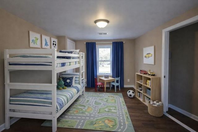 218 Locust St, Clarksville, TN 37042