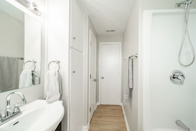 5618 Harmeson Drive, Anderson, IN 46013