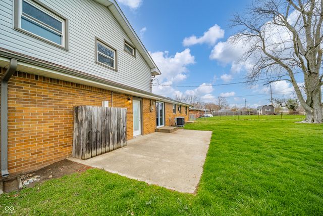 5618 Harmeson Drive, Anderson, IN 46013