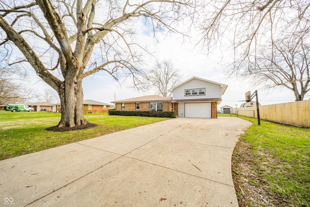5618 Harmeson Drive, Anderson, IN 46013