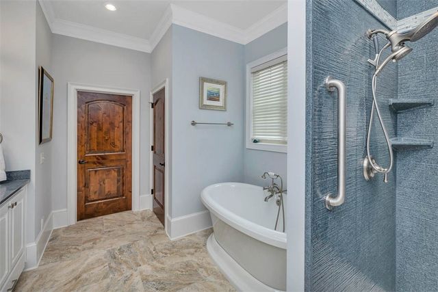 201 Stillwater Drive, St Simons Island, GA 31522