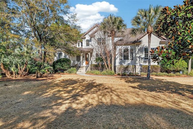 201 Stillwater Drive, St Simons Island, GA 31522