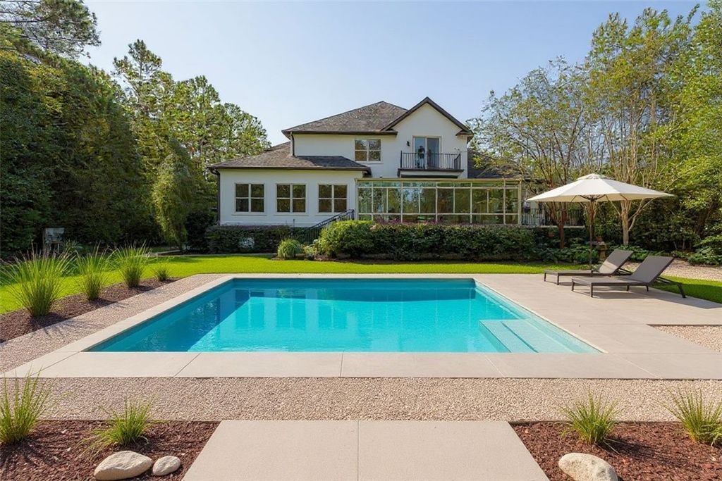 201 Stillwater Drive, St Simons Island, GA 31522