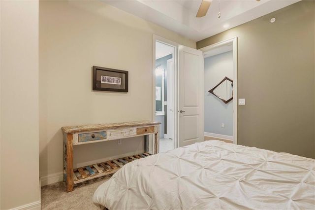1101 Walnut Street 604, Kansas City, MO 64106